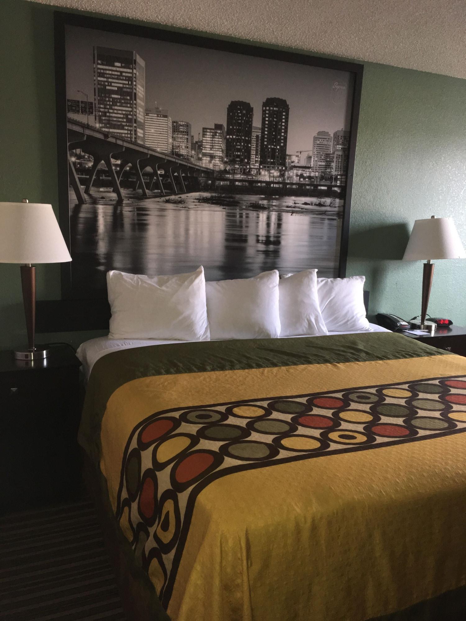 Hotel Super 8 By Wyndham Richmond Turnpike
