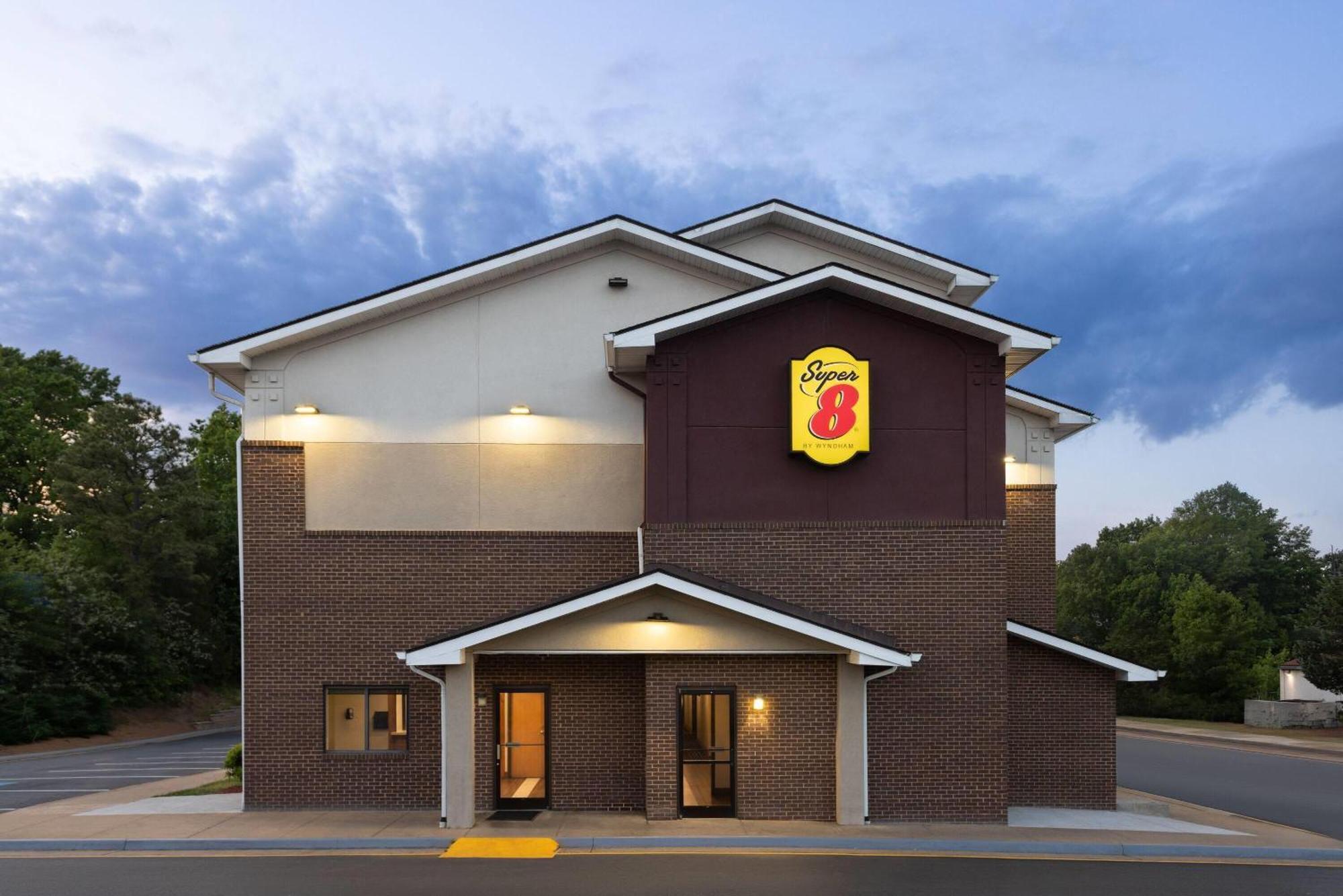 Super 8 By Wyndham Richmond Turnpike * Midlothian