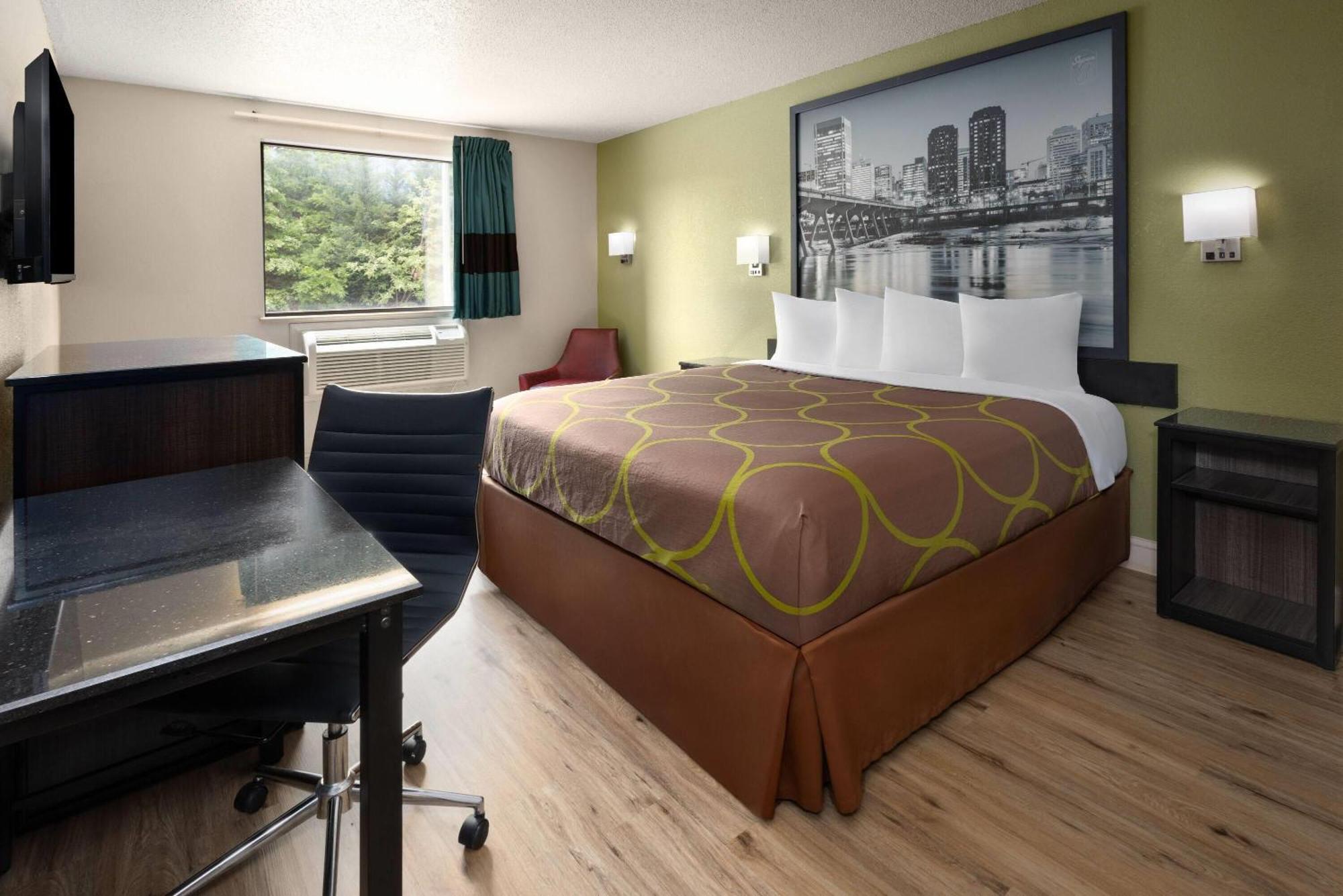 Hotel Super 8 By Wyndham Richmond Turnpike