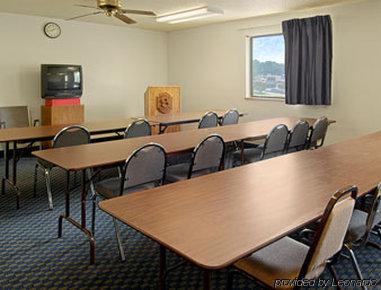 Hotel Super 8 By Wyndham Richmond Turnpike *