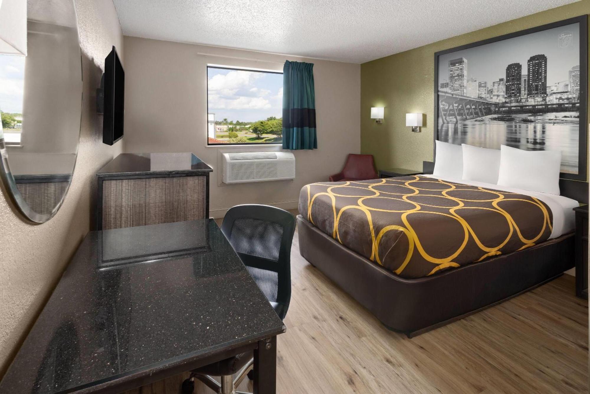 Hotel Super 8 By Wyndham Richmond Turnpike