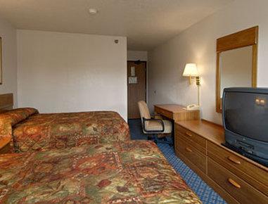 Hotel Super 8 By Wyndham Richmond Turnpike *